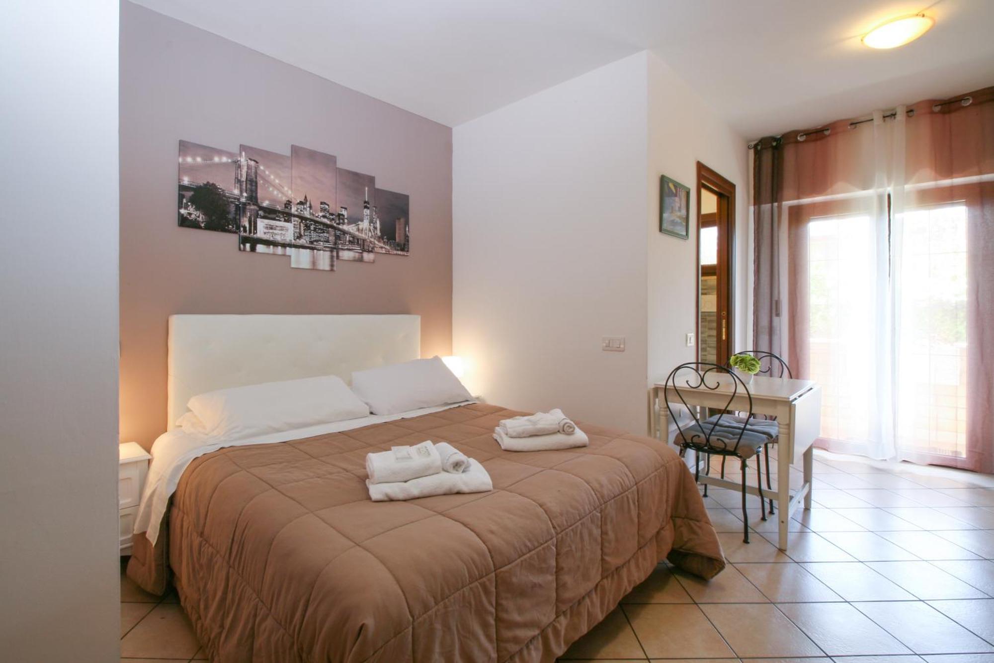 Budget Studio With Garden - Fiumicino Airport - Self Check-In Appartement